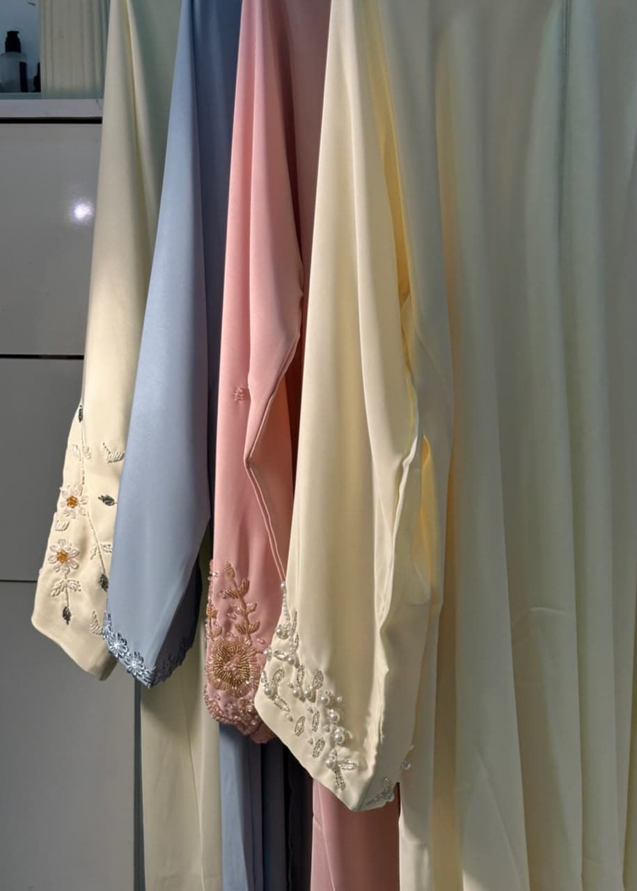 HOOR abaya sleeves with embroidered cuffs